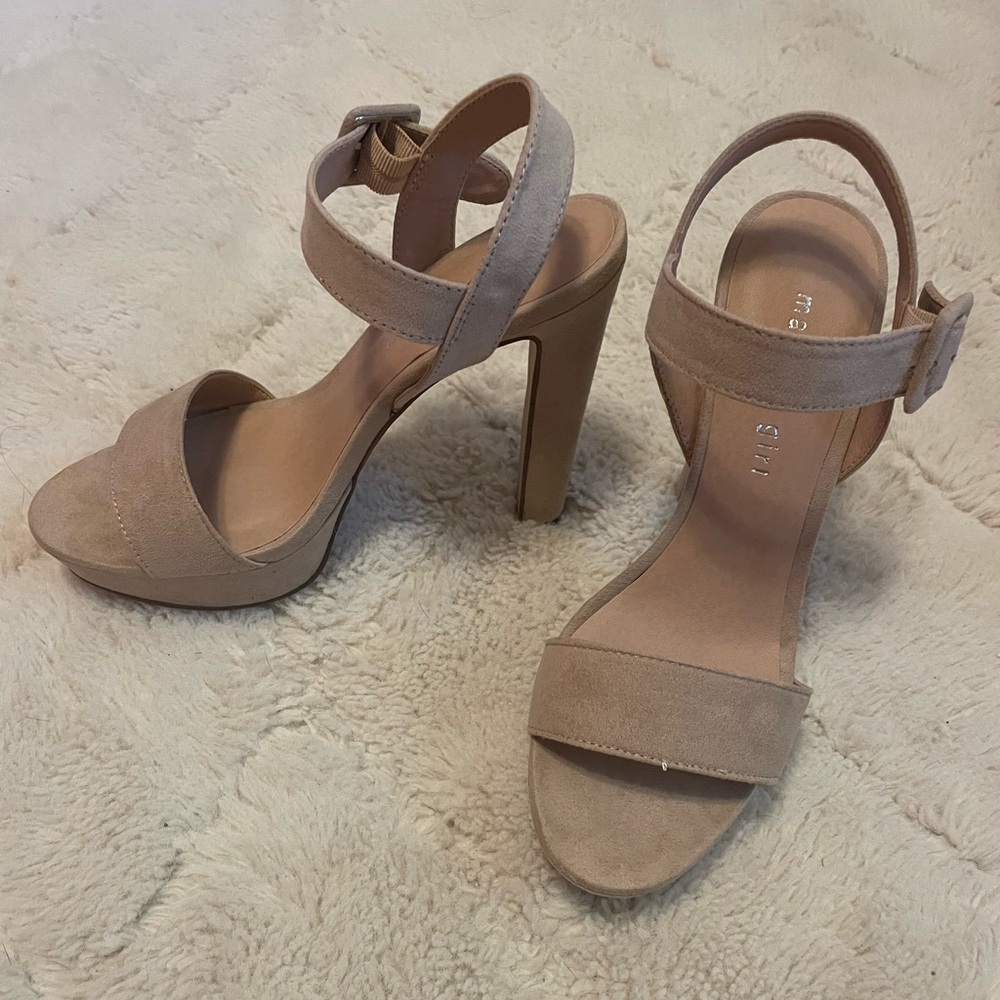 Madden Girl Rollo Platform Heels
